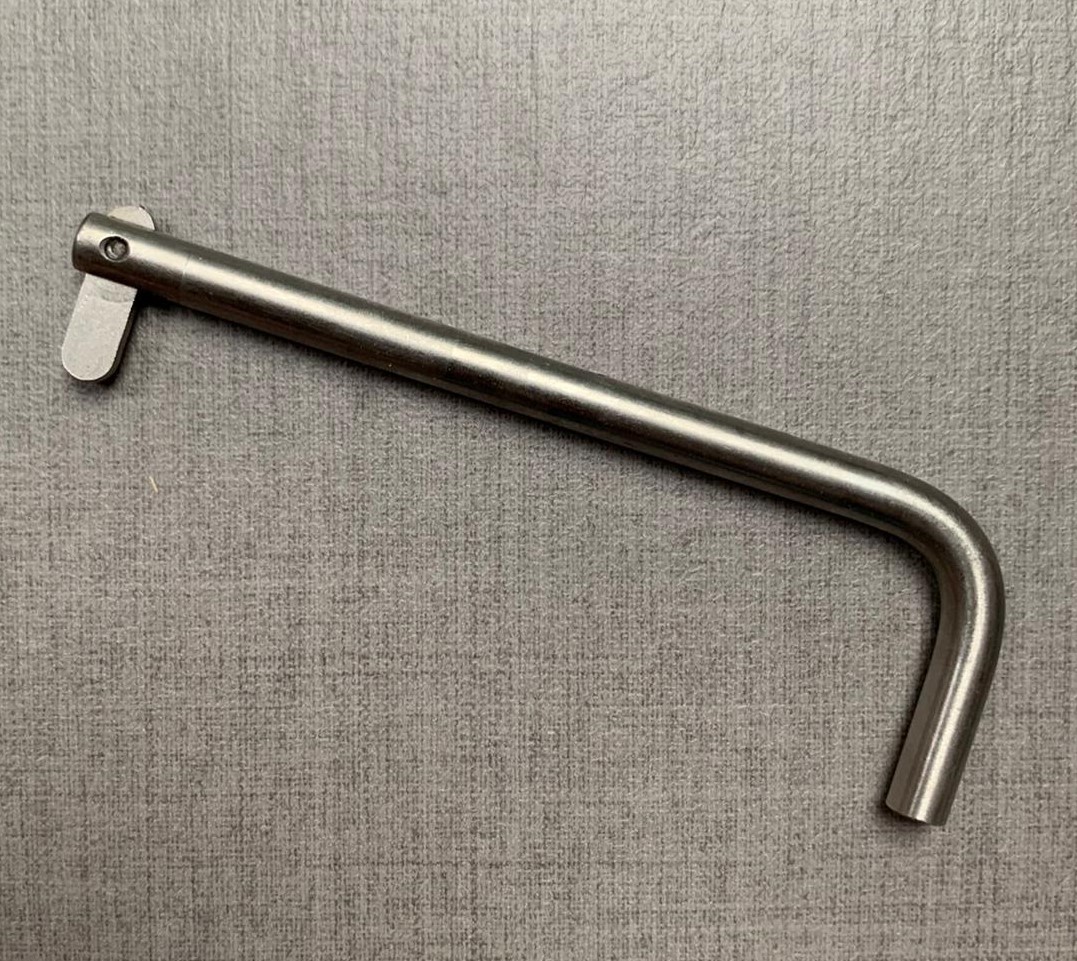 Gelmatic dispensing head handle pin